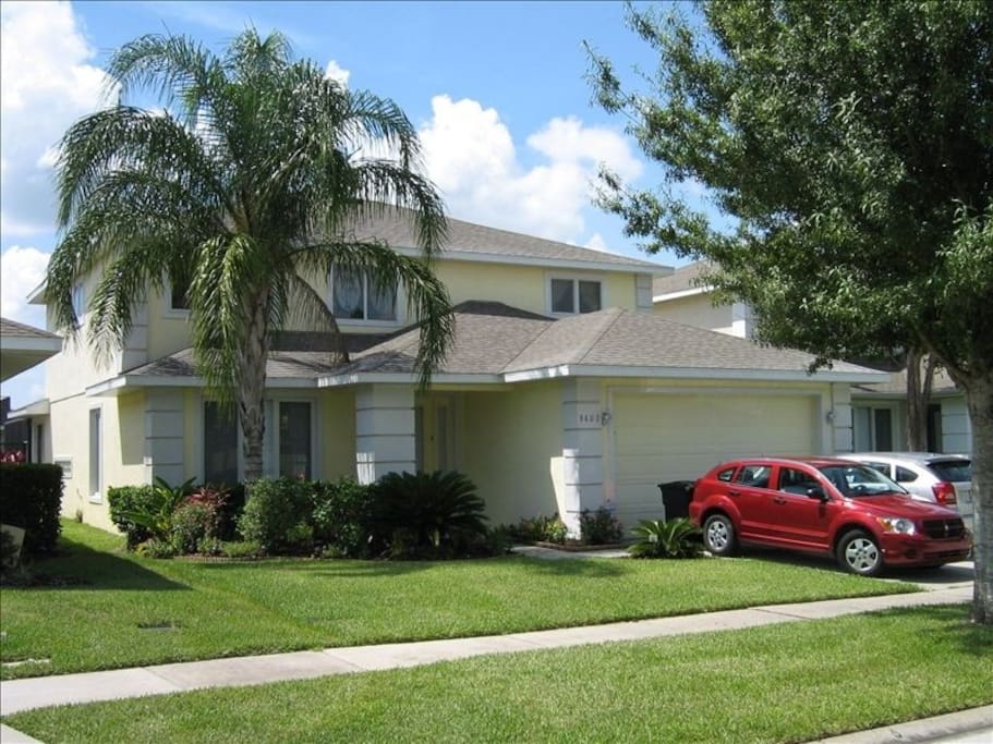 5 Bed Lakeside Pool Villa by Disney - Houses for Rent in ...