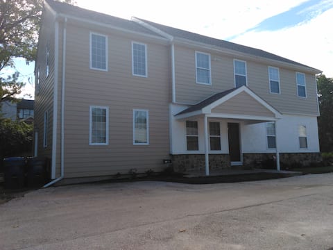 King of Prussia/ Valley Forge, 5 Bedroom House