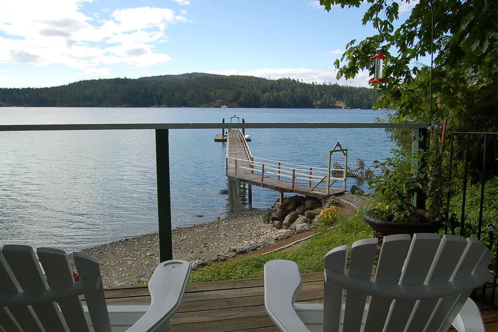 Private Oceanfront Cottage Guesthouses for Rent in Sooke, British