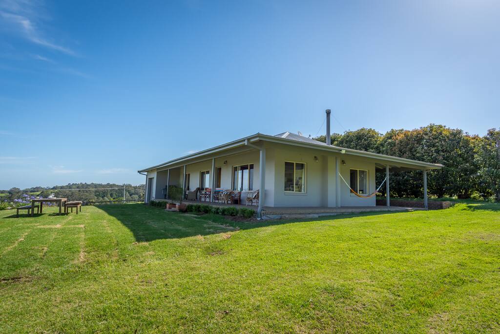 The cottage has three double bedrooms and a wrap around verandah for afternoons of lazing and relaxing.