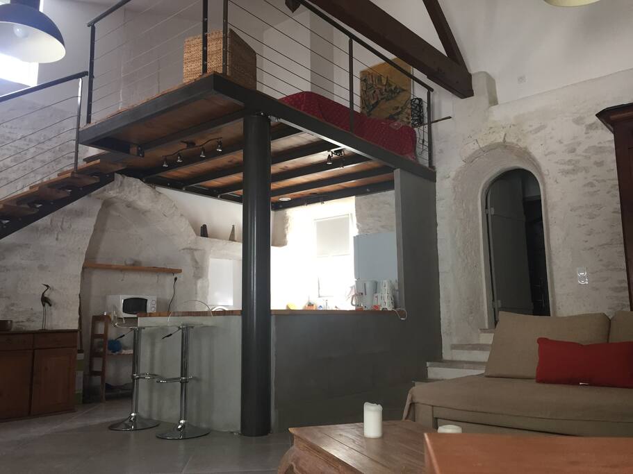 45 m2 de pièce à vivre avec lit double sur mezzanine