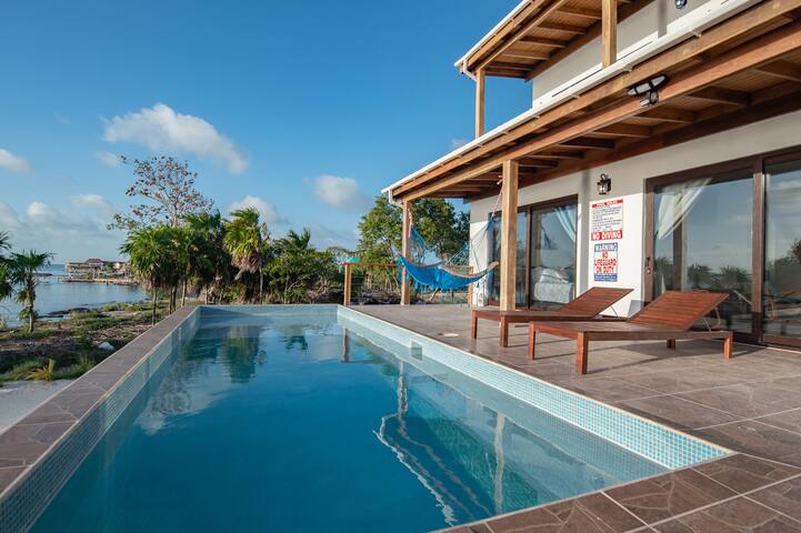 Eco-Friendly Villa at Secret Beach Belize! gallery image 2