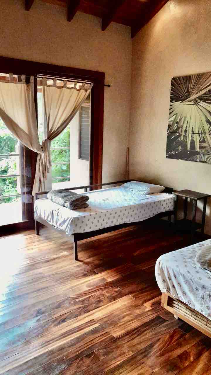 Chambre avec deux lits jumeaux 