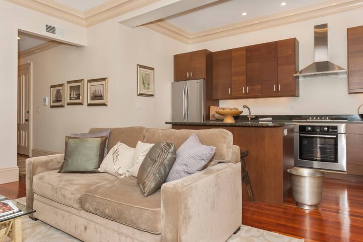 Sparkling New 2BR / 2BA in Back Bay gallery image 3