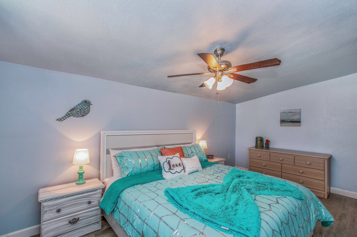 BIRD Bedroom with king bed