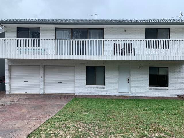 THE SURFRIDER Absolute Beach front gallery image 2