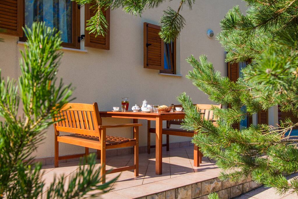 Terrace front yard