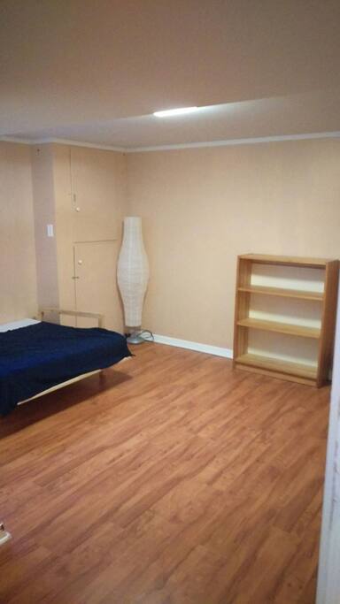 Grande chambre / divan lit 2 places