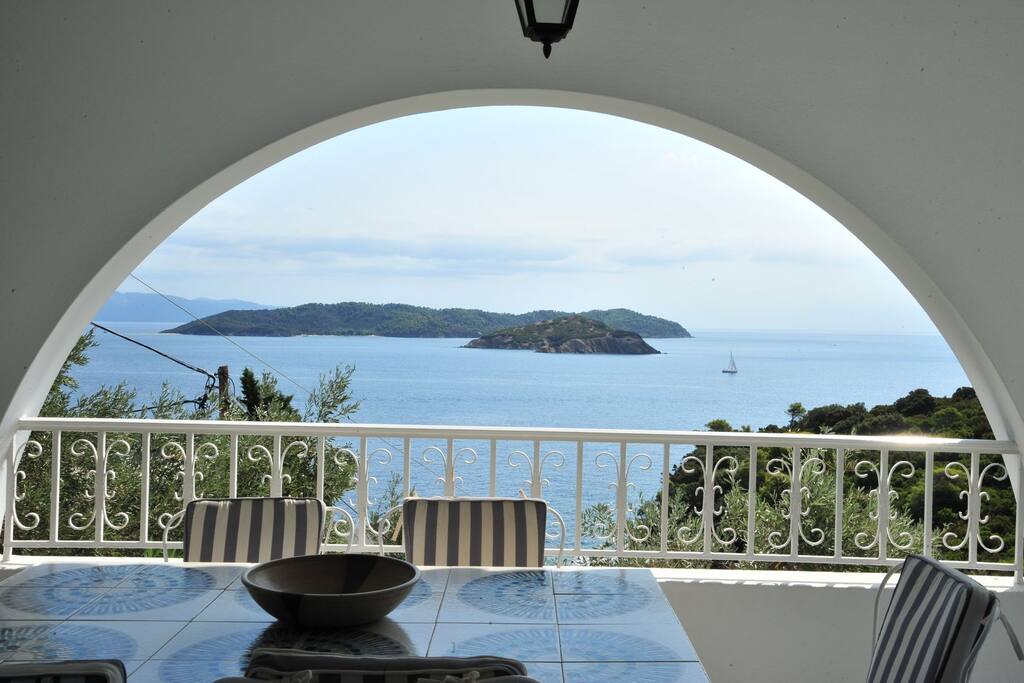 Villa Irene... a place to live - Kanapitsa | Skiathos | Greece