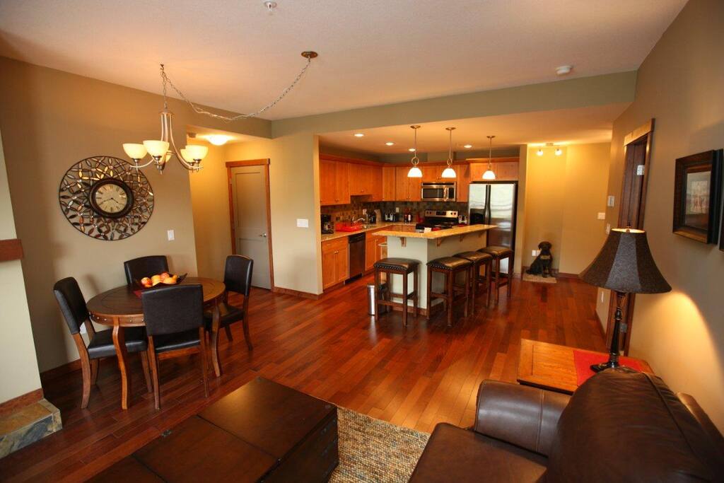 canmore-place-condo-luxury-condo-apartments-for-rent-in-canmore