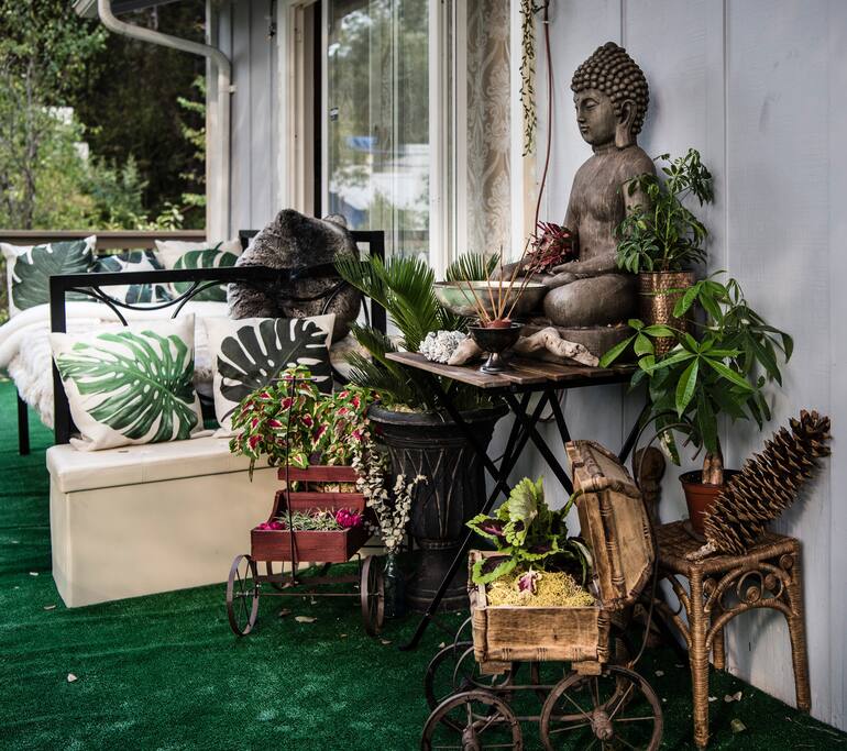 Spacious Outdoor shaded Patio