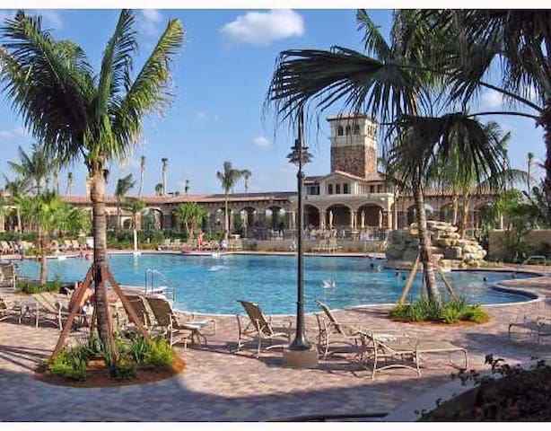 6,800 SF. 8/5 pool spa water view