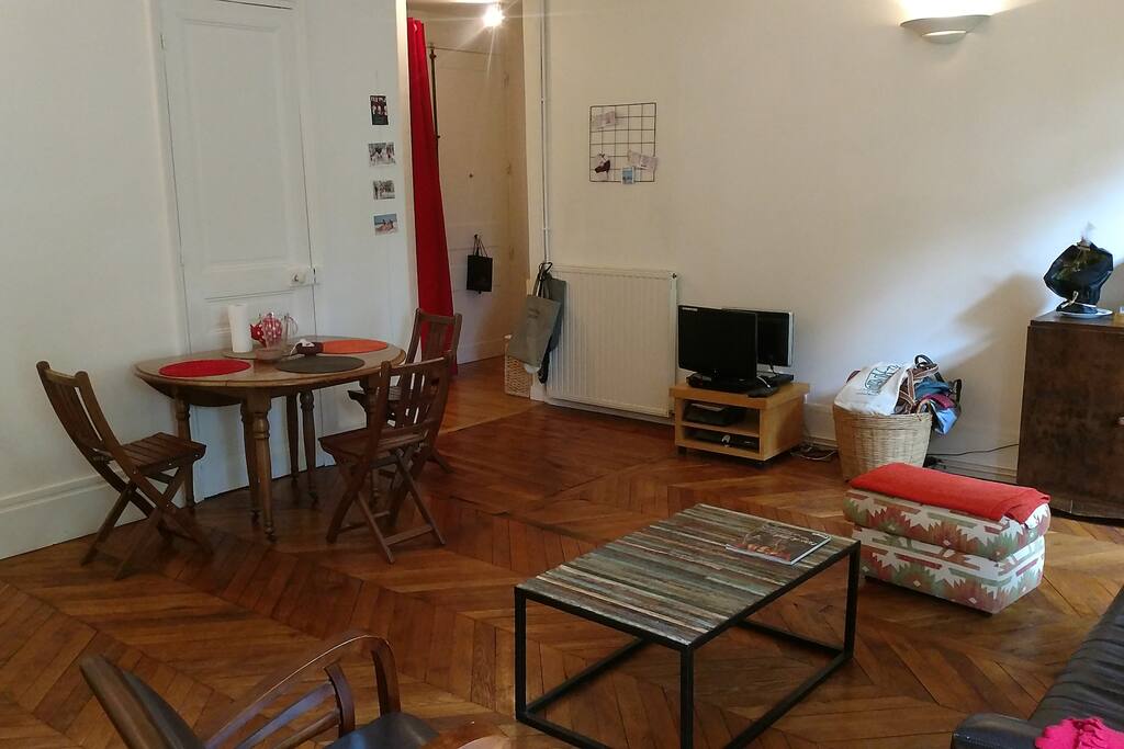 Living room, with two balconies and a Bluetooth stereo