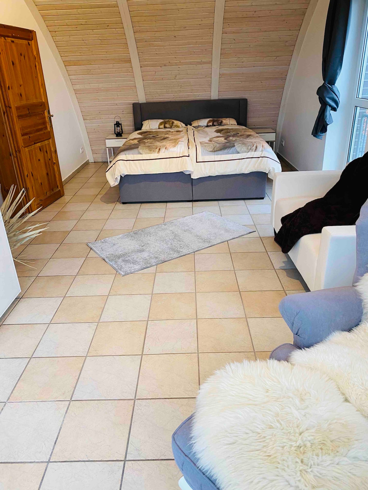 Dormitorio 1, cama 180x200cm