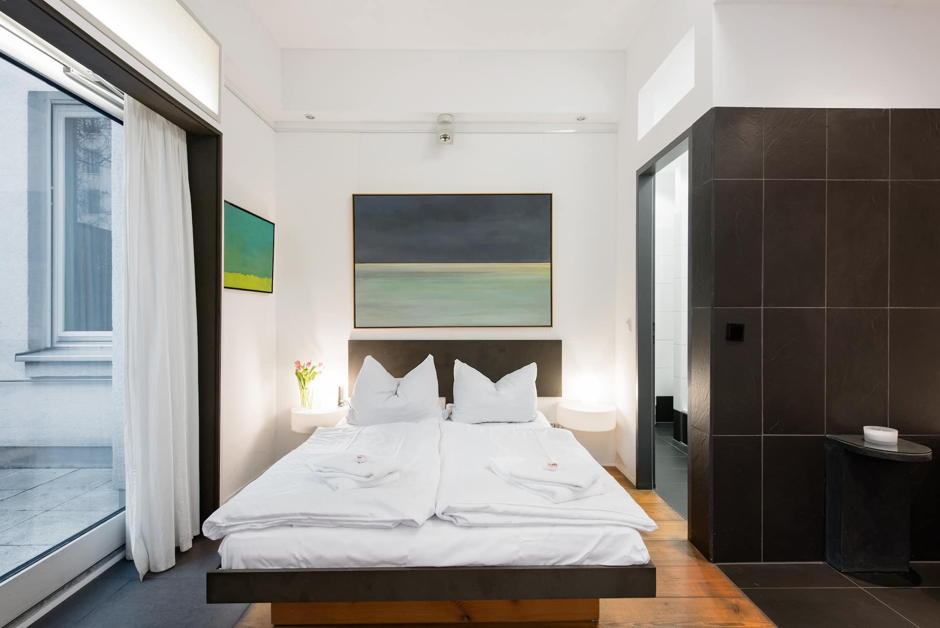 Beautiful Apartment Connected to an Art Gallery