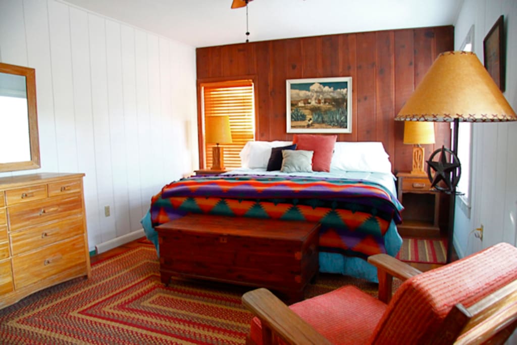 SECLUDED WESTERN RANCH HOUSE 2B 2B Houses for Rent in Bandera, Texas