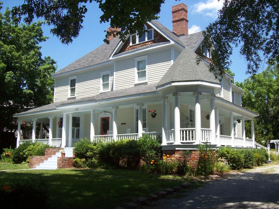 Top 100 Airbnb Rentals 2017 in Greensboro, North Carolina