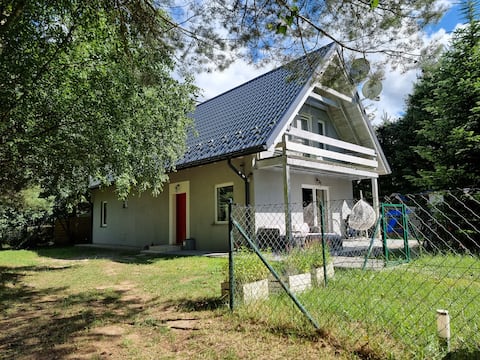 Popular Airbnb listing: House in the woods by the sea Ustka, Redwanki, in Gmina Ustka