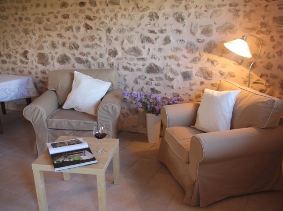 sitting area