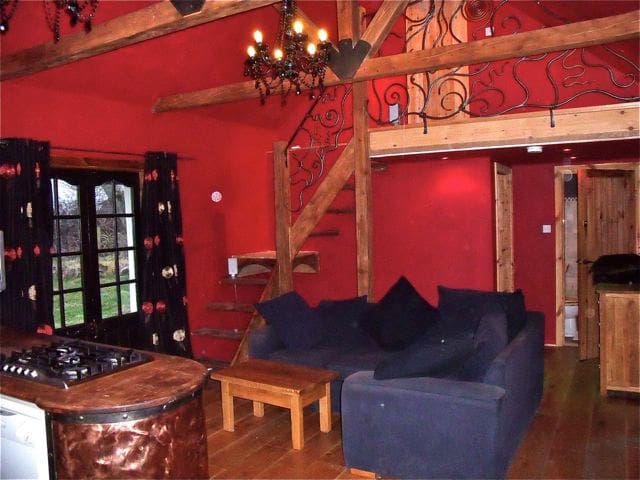 Artists cottage in peaceful village