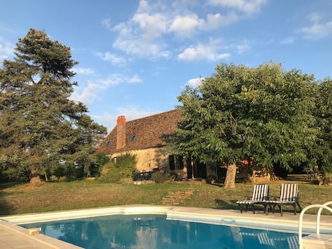 Converted barn with pool / Grange avec piscine