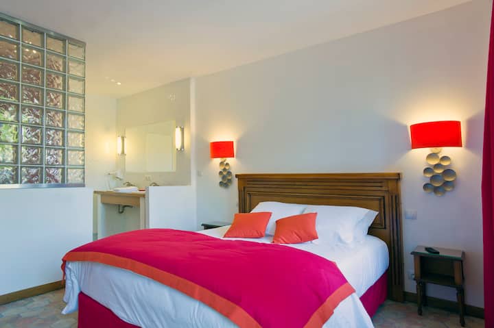 Chambre 1 - Mandarinë