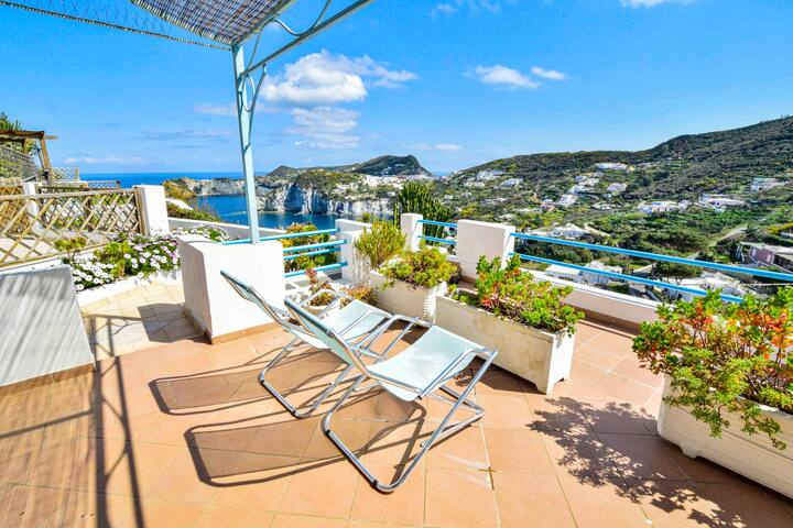 Solemare Di Conte Christine managed Airbnb listing 2