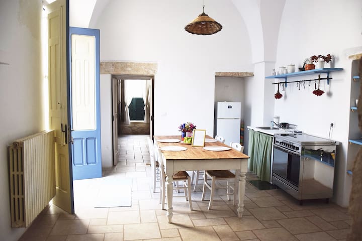 Salento Guesthouse-Entire House up to 10 People gallery image 2