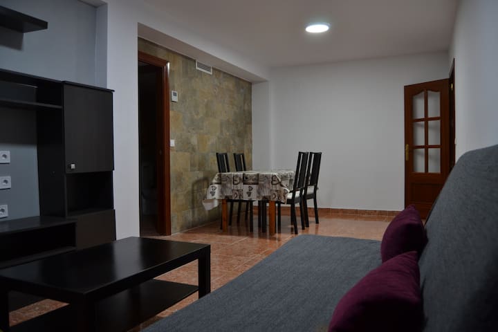 Popular Airbnb listing: Corregidor Apartment, 4 bedrooms in Los Corazones