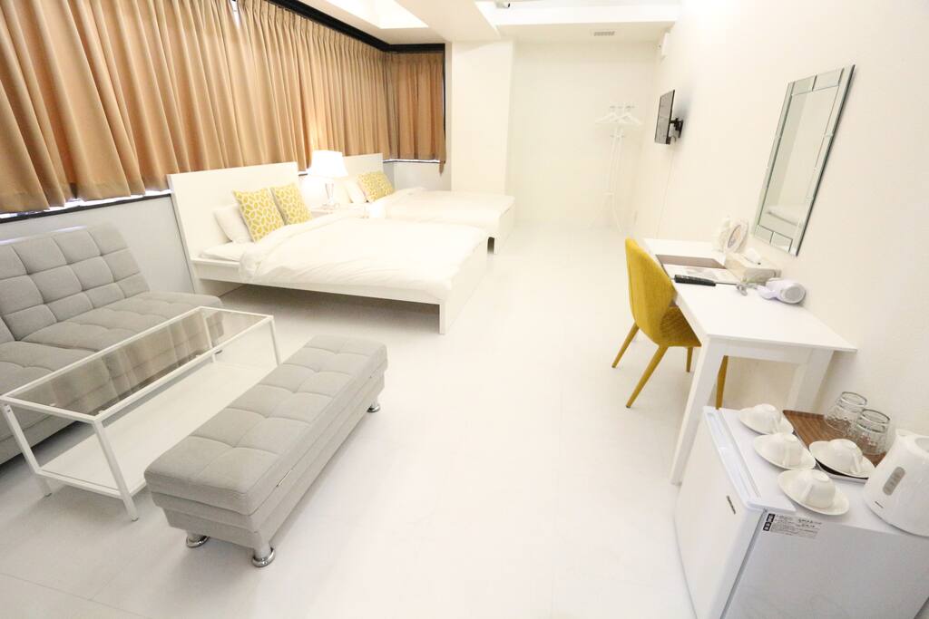 the whole room