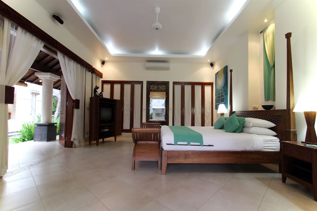 Master bed room