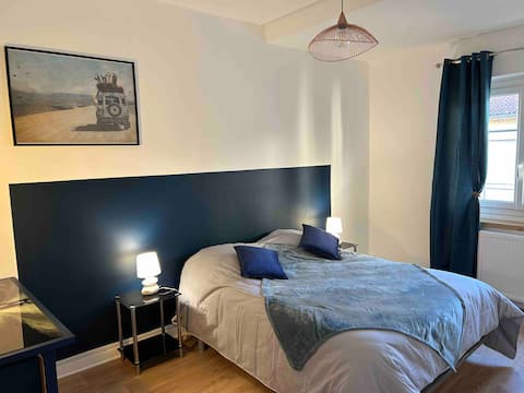 Comfortable 3-room apartment just renovated in the heart of Aurillac