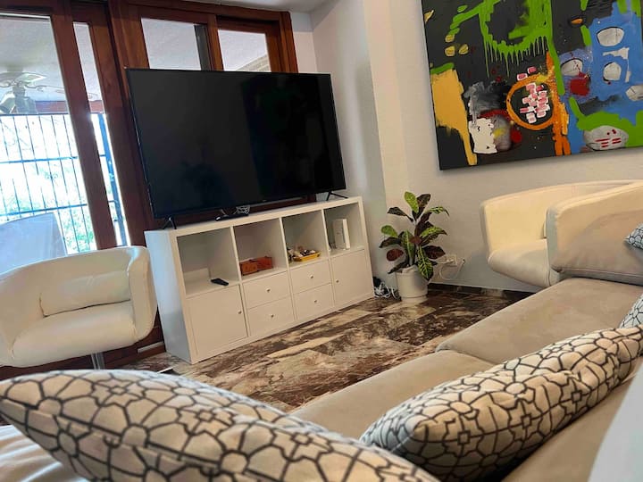 Large House With 25m Pool, Gardens, Tennis - Alicante