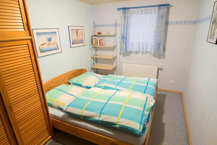 Dormitorio (cama 180x200 cm)