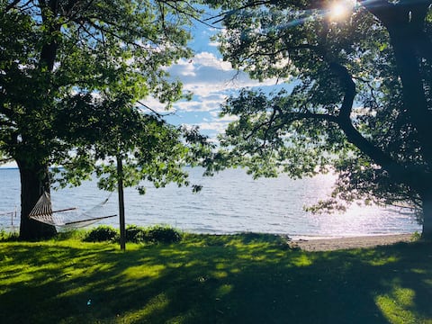 Shore House on Maquam Bay 5BR