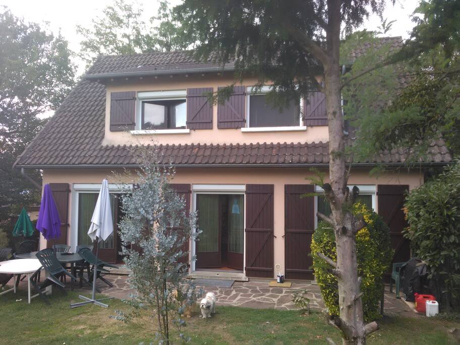 La maison vue de l'arrière