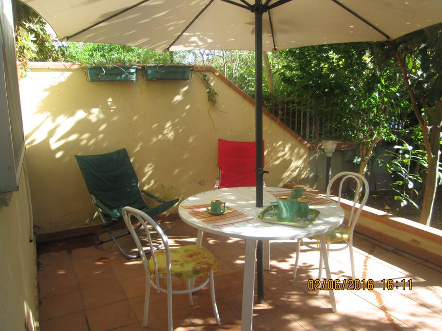 cortile antistante