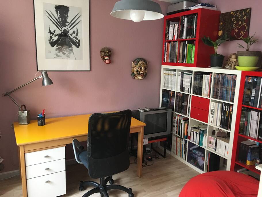 Salon -Coin bureau et bibliothèque