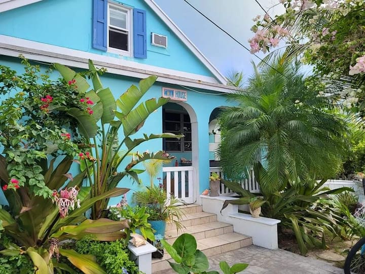 Russell Island Holiday Rentals & Homes Spanish Wells, The Bahamas