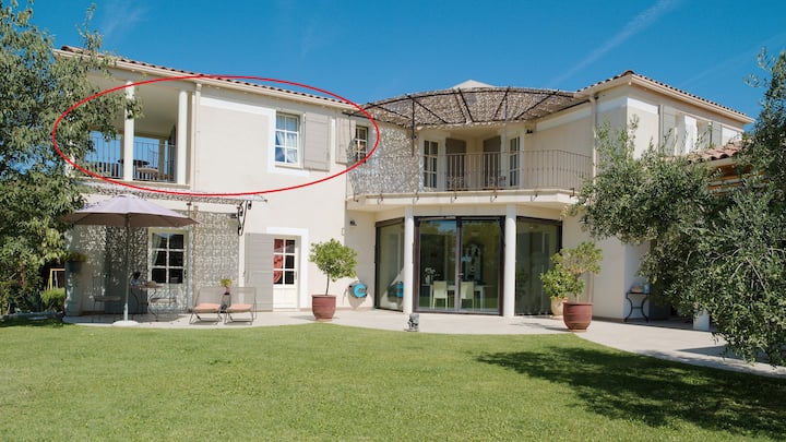 Alpilles view room.