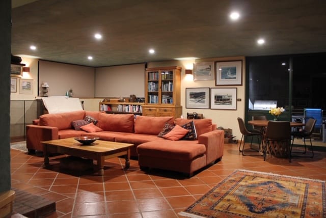 Popular Airbnb listing: Selby Villa - Gateway to Bruny Island in Tasmania