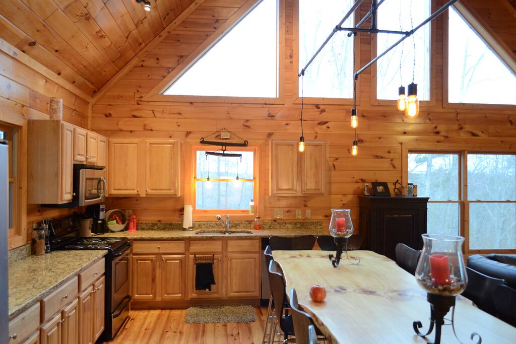 North GA cabin 'Summit Hideaway' Cabins for Rent in Ranger,