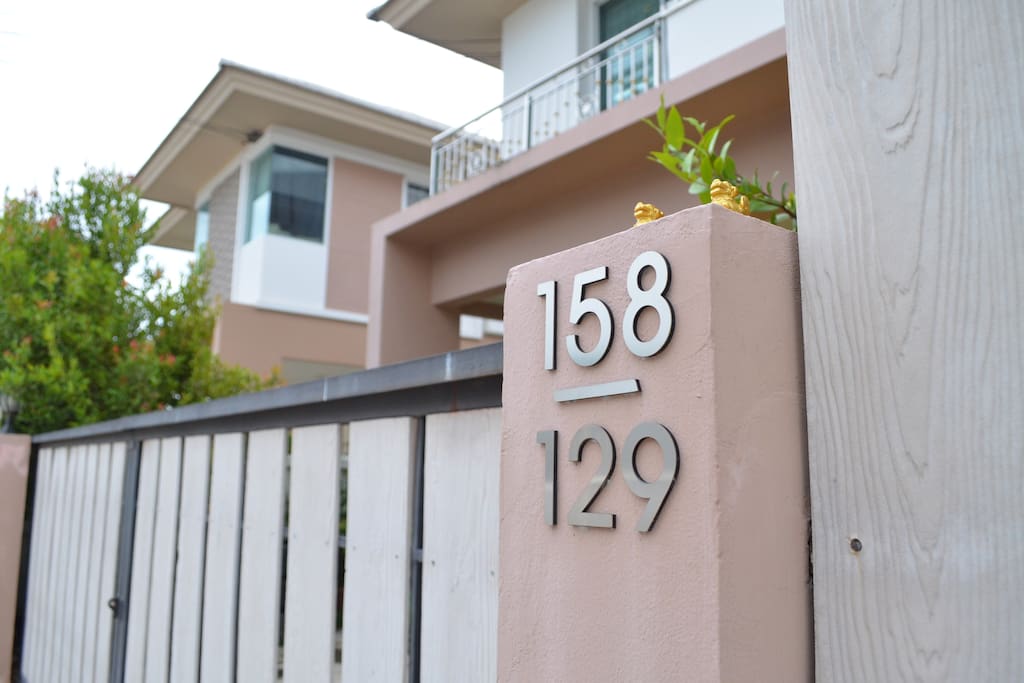 House number(Address)