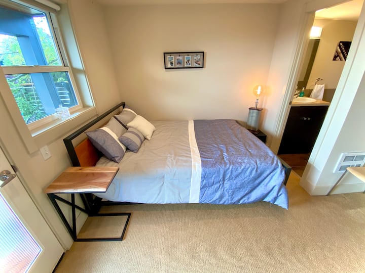 Second bedroom suite with queen bed