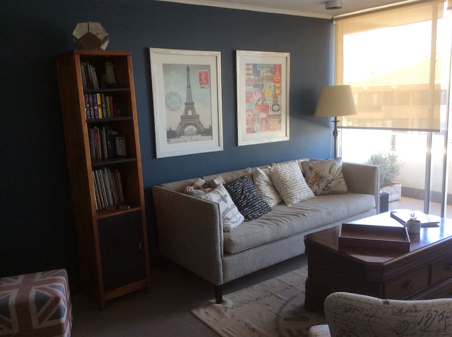 Very fresh and illuminated living room.