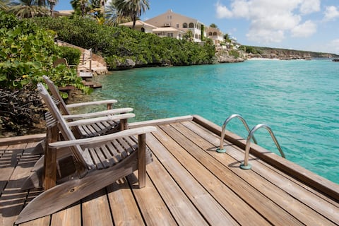 Curacao Ocean Resort ακριβώς δίπλα στη θάλασσα  ιδιωτική προβλήτα