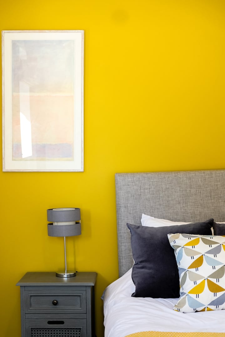 6号卧室-单人房一楼 