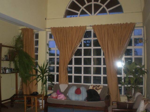 Rooms/Room available in Addis Ababa