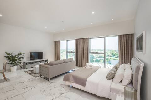 Close to Town Studio Central Park DIFC