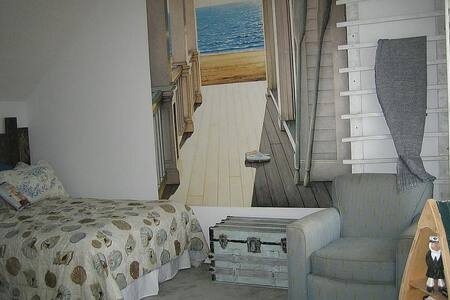 Smooth Sailing Folly Beach Charleston Bikes/Kayaks